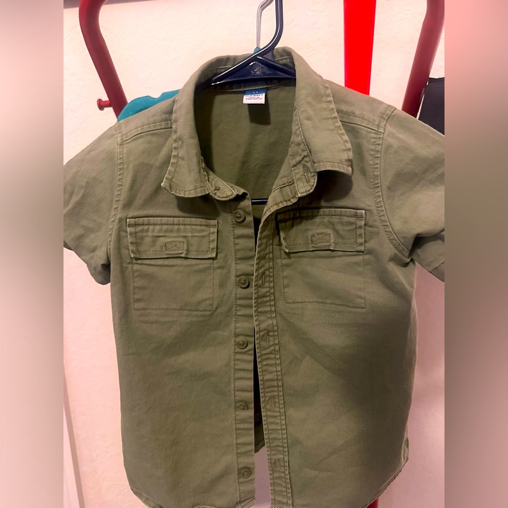 Old Navy button up short sleeve 5T